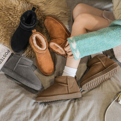 Thick winter boots, cozy footwear, warm snow boots, winter footwear, plush boots, insulated boots,Cold Weather Accessories, Cold Weather Accessories, Cozy Winter Shoes