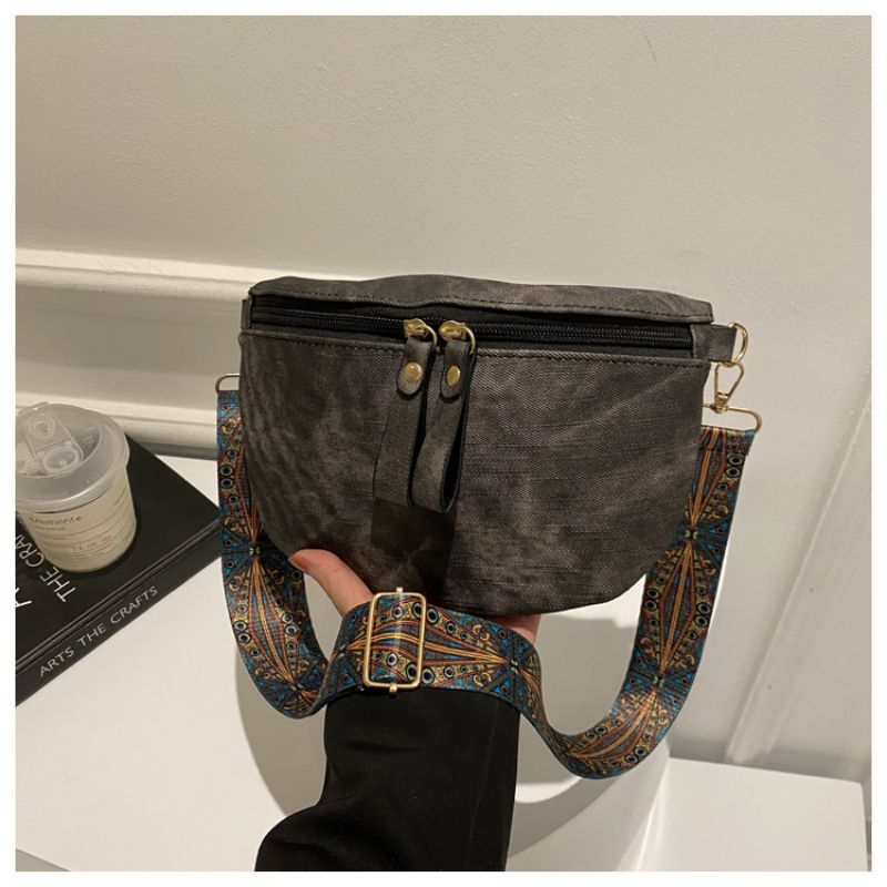 Chic Shoulder Bag Crossbody for Women